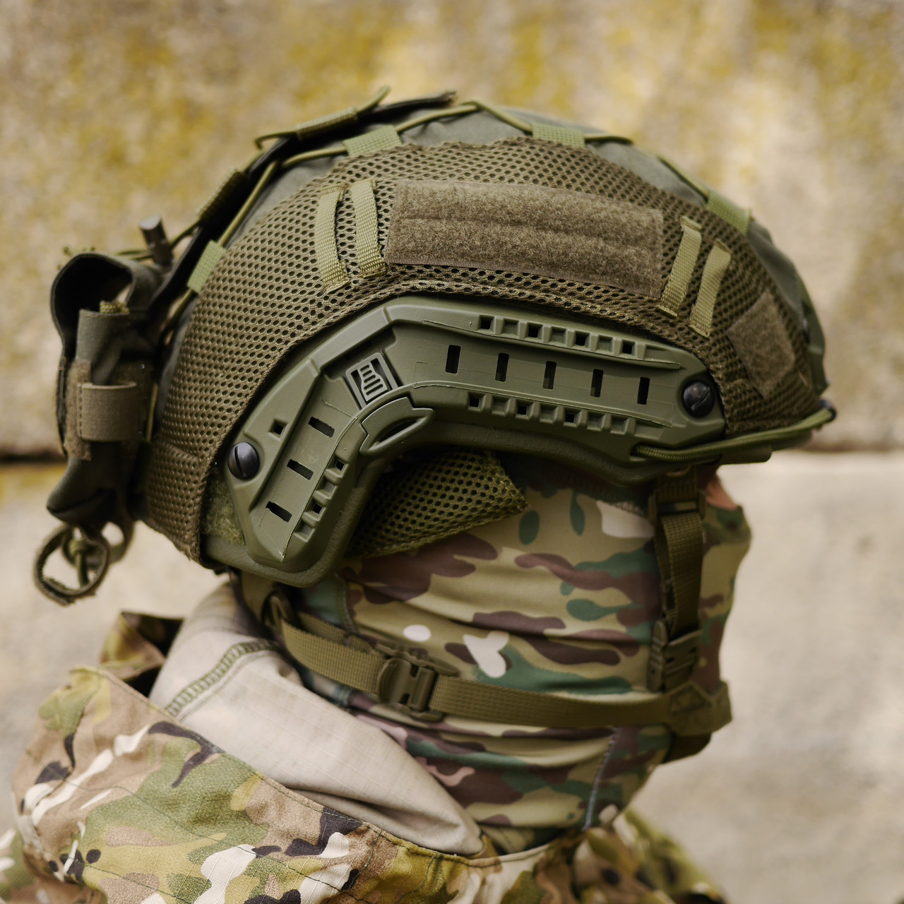 Тактический шлем + кавер с противовесом олива, военная каска, бронешлем Fast Helmet NIJ IIIA Team Wendy - фото 1 - id-p2189379610