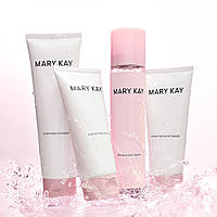 Набор средств Mary Kay для увлажнения с/н кожи Mary Kay Скраб Тоник Очищающее средство Увлажняющее средство