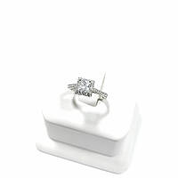 Серебряное кольцо с белыми фианитами.(куб. цирконием) 01840