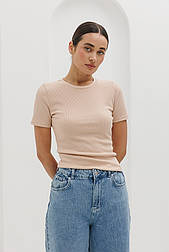 Жіноча однотонна футболка в рубчик