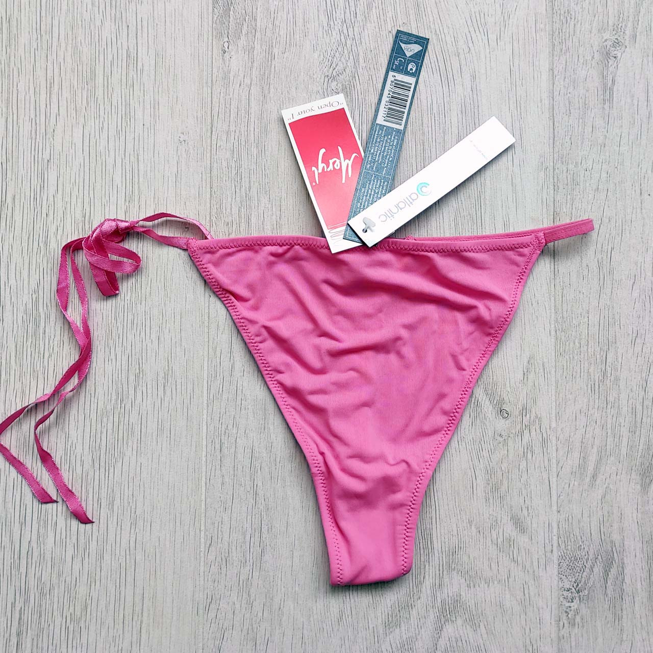 Набір 2 шт. ATLANTIC жіночі стрінги розмір S рожевого кольору зі стрічками