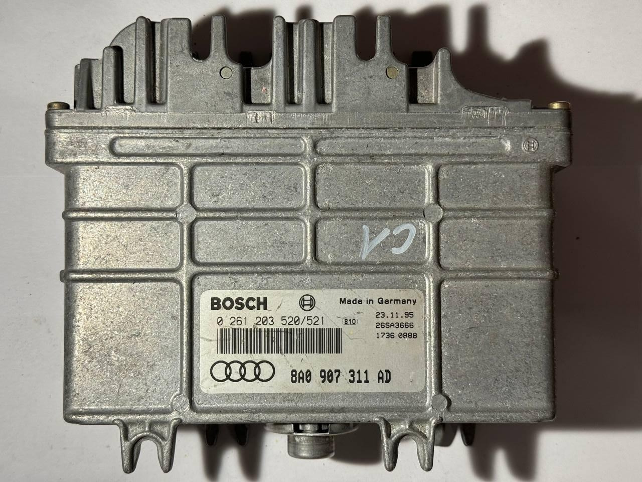 Електронний блок керування Audi Bosch 0 261 203 520/521 / 0261203520/521 / 8A0 907 311 AD / 8A0907311AD