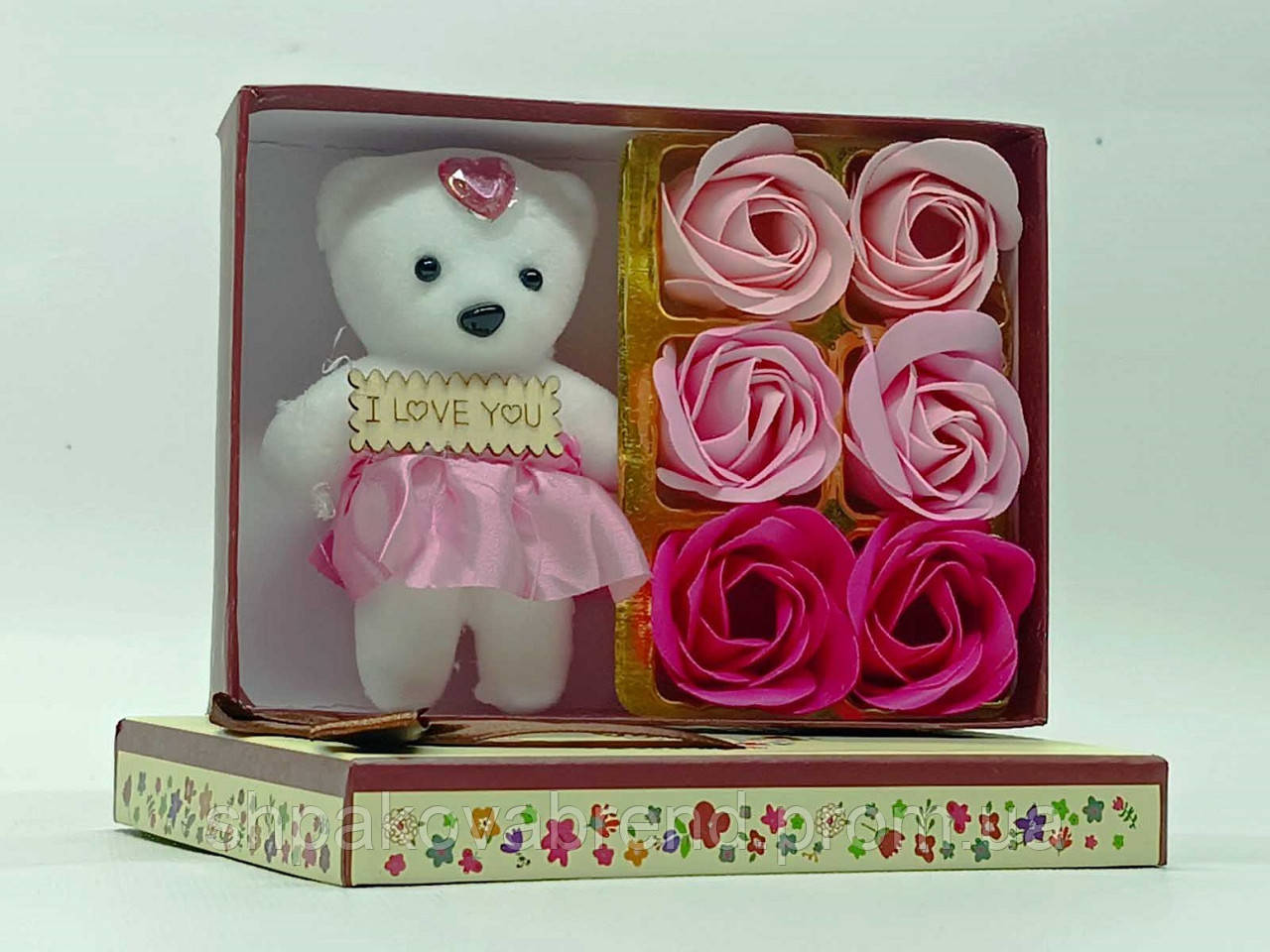 Сувенірний набір Shantou Троянди з мила "Just for you" з ведмедиком 107197