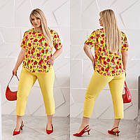 Женский красивый летний костюм: просторная блуза в цветы и укороченные однотонные брюки, батал большие размеры