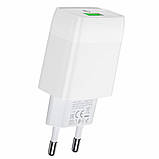 Мережевий зарядний пристрій HOCO C72Q Glorious single port QC3.0 charger 18W White для смартфонів і планшетів, фото 2