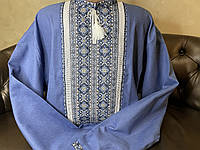 Стильная мужская вышиванка на синем домотканом полотне ручной работы.
