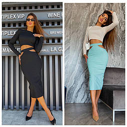 Елегантна спідниця із бічними розрізами