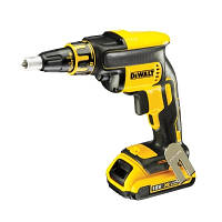 Шуруповерт DeWALT 18V XR Li-Ion, 2x2Ah, 30/5 Нм, 4400 об/мин, кейс (DCF620D2K) - Топ Продаж!