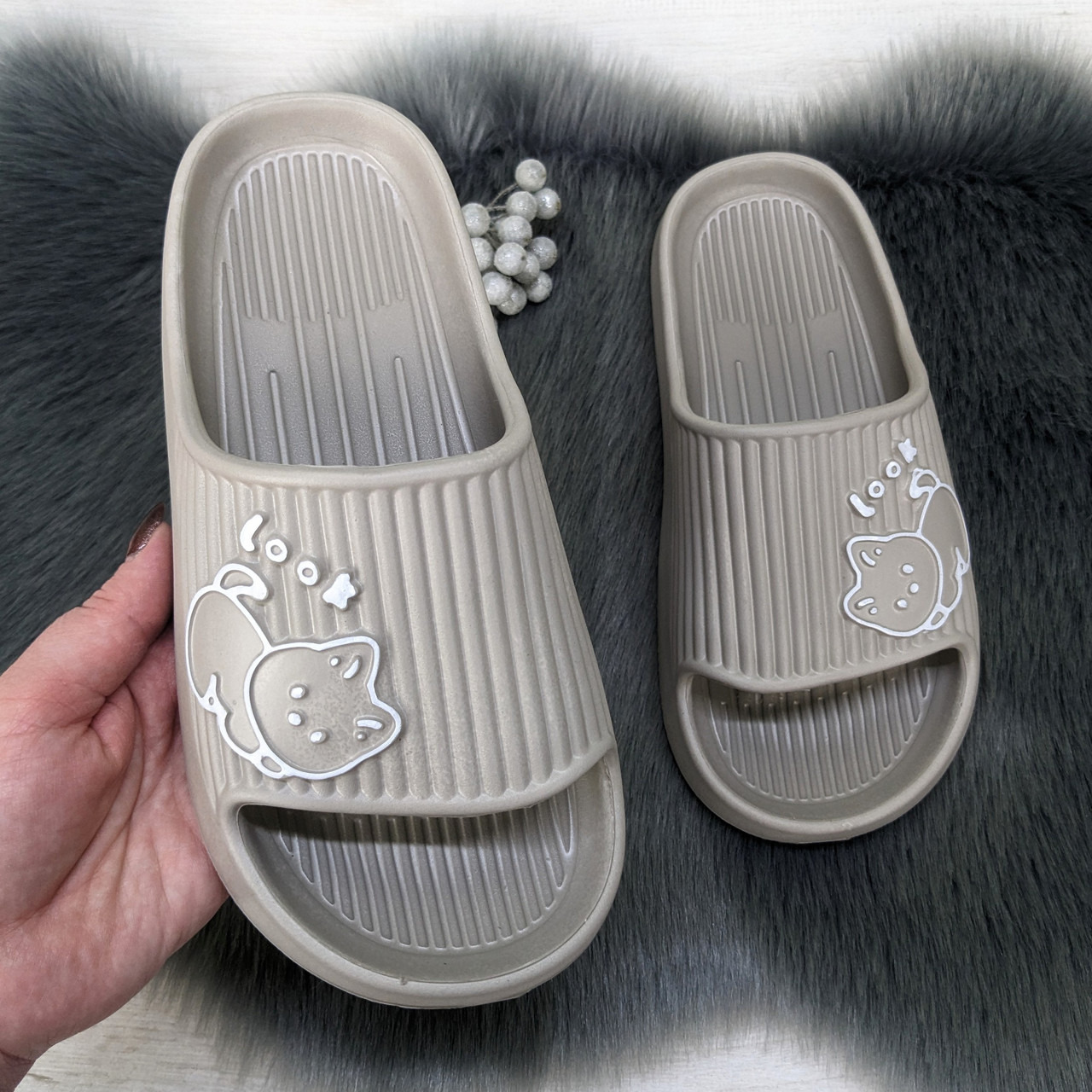 Шльопанці сланці жіночі піна бежевіі з котиком 4411, фото 1