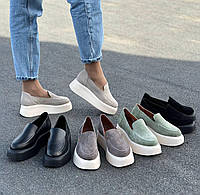 Женские туфли лоферы на платформе Разные цвета