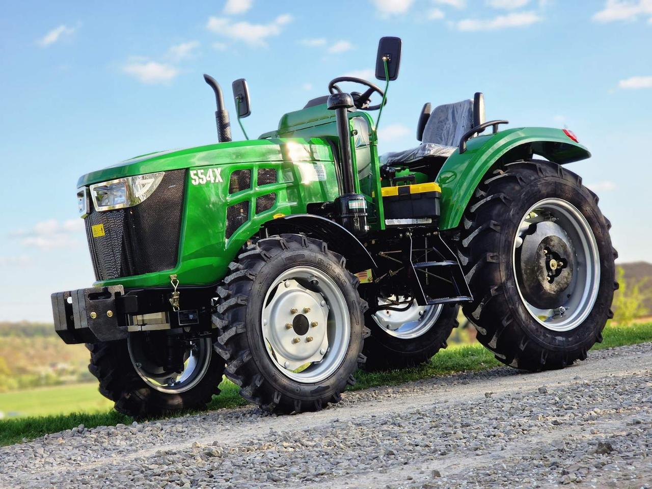 Мінітрактор преміум класу Terra Force 554XL із примусовою гідравлікою, шини 28, компресор
