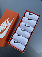 Nike White x Orange box one size