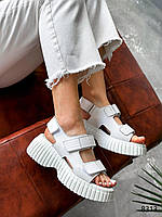 Модні літні жіночі сандалії, зручні повсякденні босоніжки білого кольору