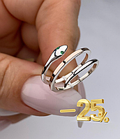 Серебряное кольцо "Змейка" с зелёными фианитами