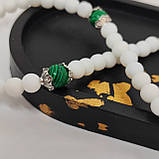 Четки з натурального каміння малахіт і агат білий на 50 намистин, фото 3