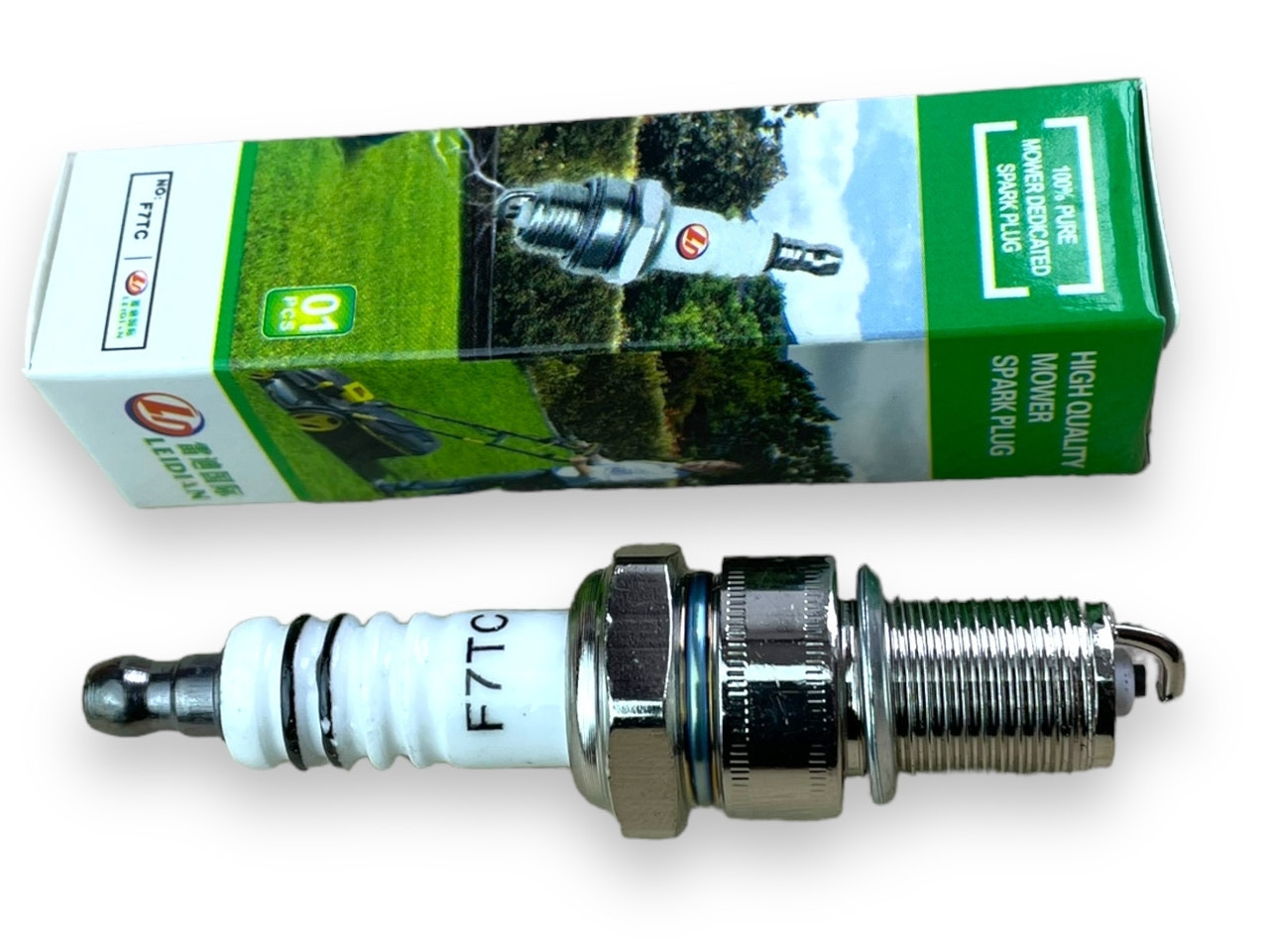 Свічка F7TC на бензинові двигуни 6.5-16кс 168F/177F/188F/190F/192F Leidian