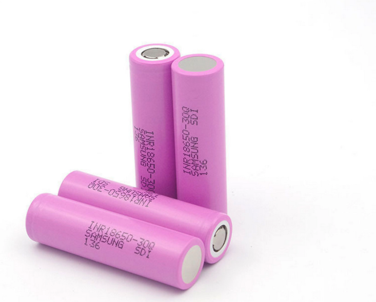 Акумулятор 18650 Li-Ion Samsung INR18650-30Q, 3000mAh, 30A, 4.2 / 3.6 / 2.5V, PINK, 2 шт в упаковці, ціна за 1