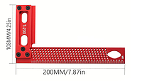 Разметочный угольник с отверстиями 200мм