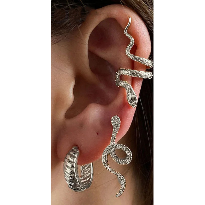 Біжутерія сережки-кліпси-кафи з медичної сталі Snake 3684 Silver