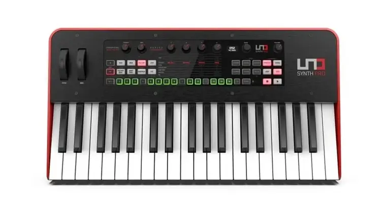 Аналоговий синтезатор IK Multimedia UNO Synth Pro, фото 1