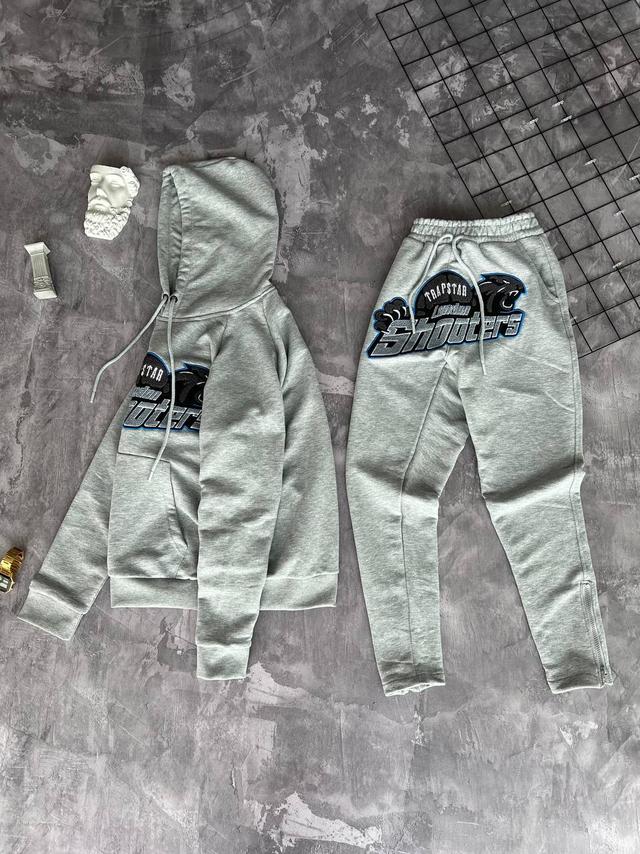 Мужской спортивный костюм Armani Мужской спортивный костюм Armani