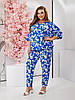 Жіночий стильний літній костюм з принтом: штани та простора блузка-туніка, батал великі розміри, фото 3