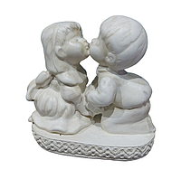 Декоративная статуетка "Детский поцелуй"