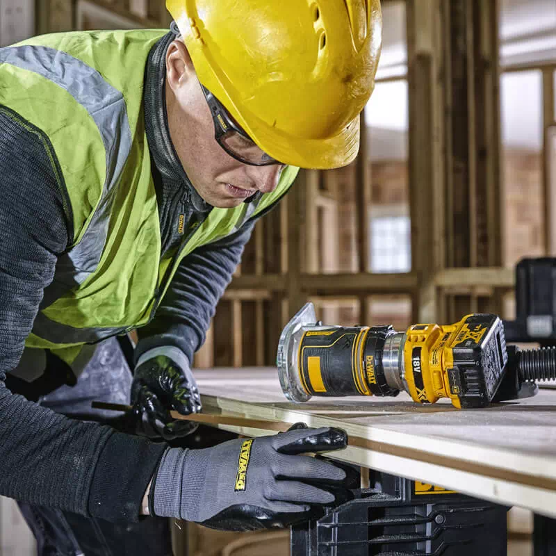 Профессиональный фрезер аккумуляторный бесщёточный DeWALT DCW604NT : Li-Ion 18 В, 25500 об/мин, без АКБ TOP - фото 8 - id-p2191617004