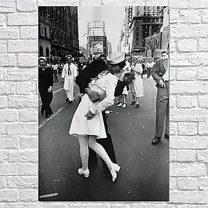 Плакат "Поцілунок на Таймс Сквер, Time Square Kiss (1945)", 60×40см