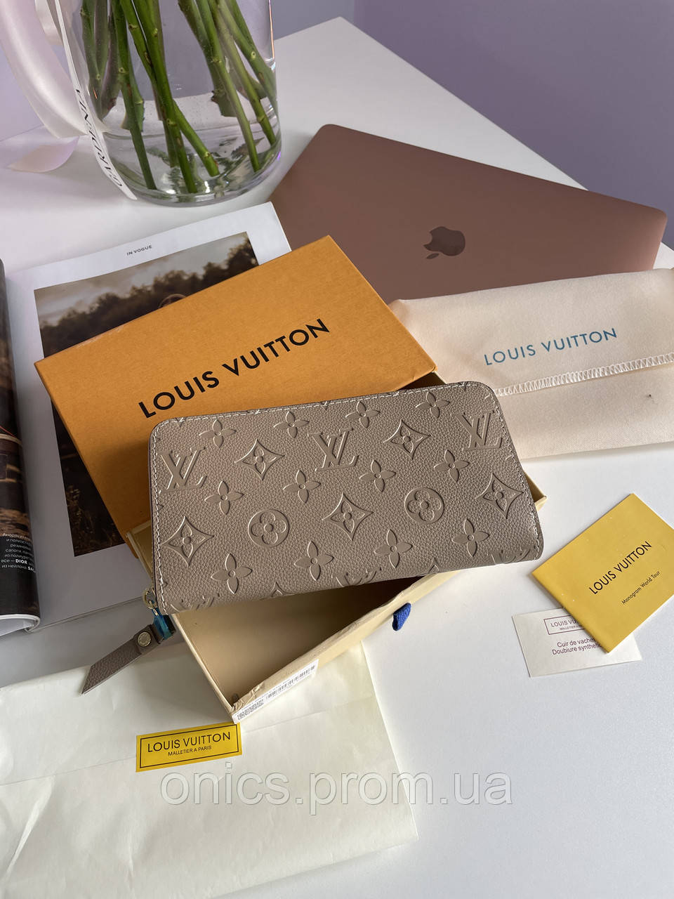 Louis Vuitton Zippy Vertical Wallet Beige Canvas 20 х 10 х 3 см женские сумочки и клатчи хорошее качество - фото 1 - id-p2191788102