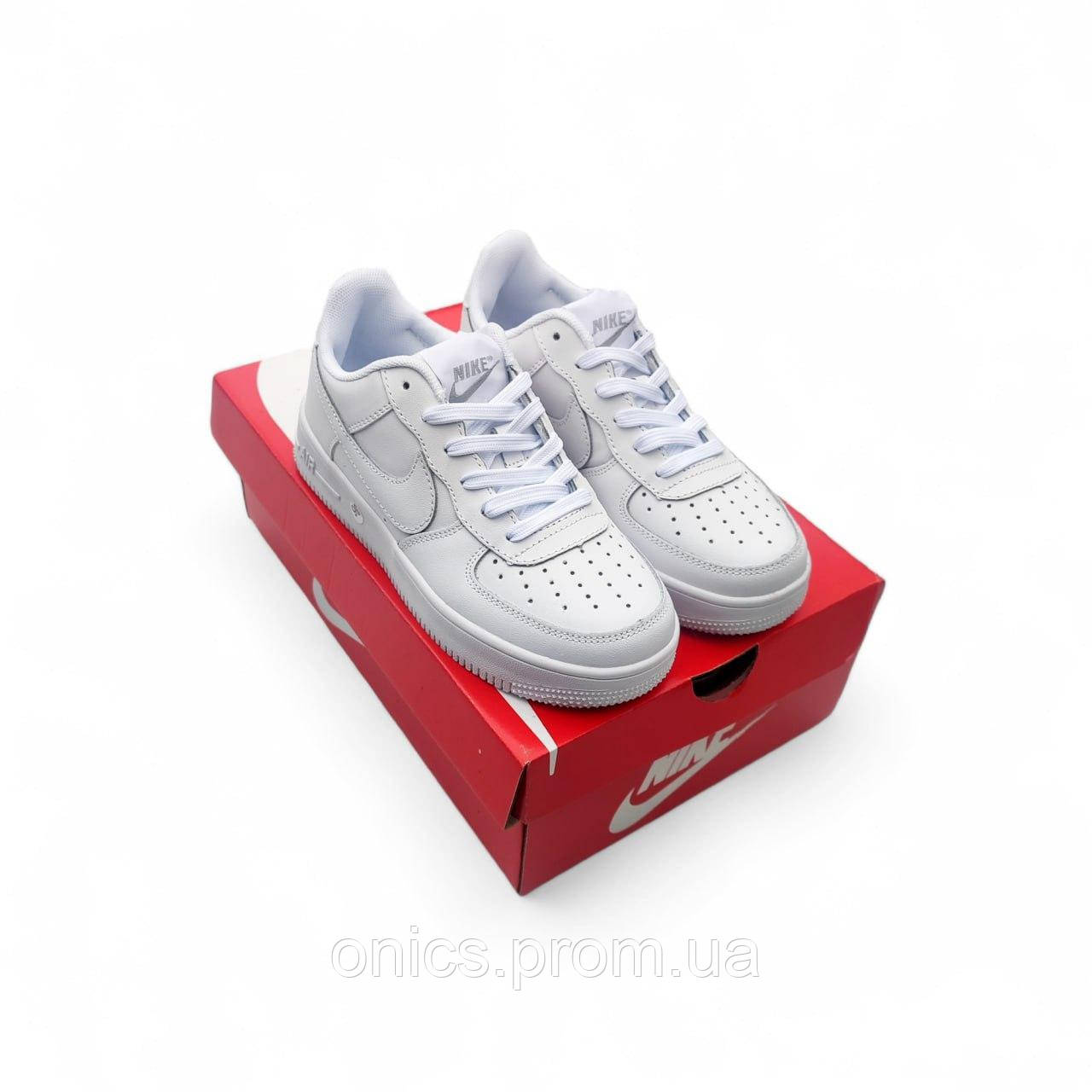 Жіночі кросівки Nike Air Force 1 білі хорошее качество Размер 41(26см) - фото 2 - id-p2191780818