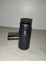 Трійник нижнього патрубка пластиковий Газель-3302