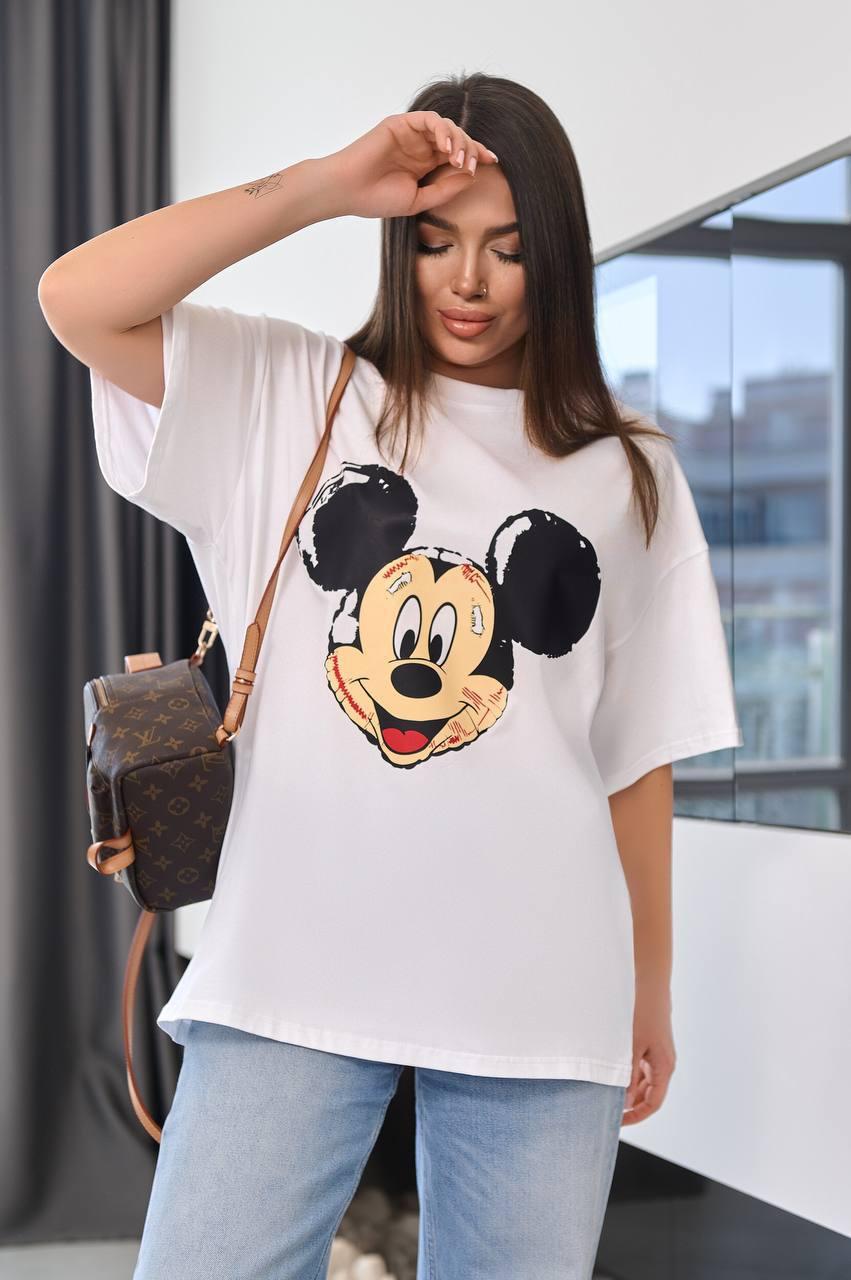 Біла жіноча трендова коттонова футболка в стилі оверсайз з якісним принтом Mickey Mouse