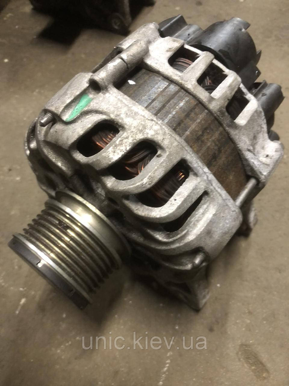 Генератор Valeo TG12S275 120A Renault Captur / Clio 4 / Kangoo 2 б/в
