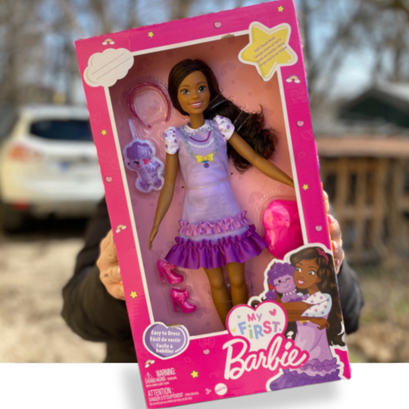Лялька Моя перша Барбі Бруклін My First Barbie Brooklyn Doll with Poodle HLL20
