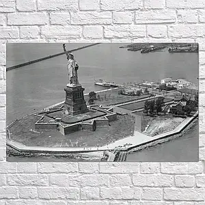 Плакат "Статуя Свободи, Нью-Йорк, США, Statue of Liberty (1952)", 37×60см