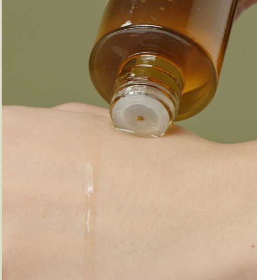 Заспокійлива есенція для обличчя з екстрактом полину I'm From Mugwort Essence