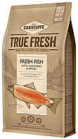 Carnilove True Fresh Fish with Chickpeas & Apples Сухой корм со свежей рыбой, нутом и яблоками для собак 4 кг