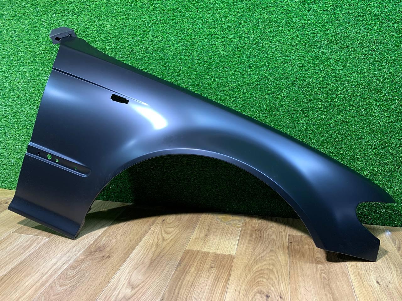 Крило переднє праве BMW E46 1997-2001 крило переднє праве БМВ Е46 Оцинковка, фото 1