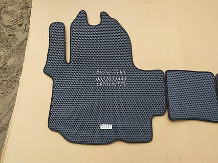 Килимки EVA renault trafic iii '15-сірі з чорним віконуванням 000049579