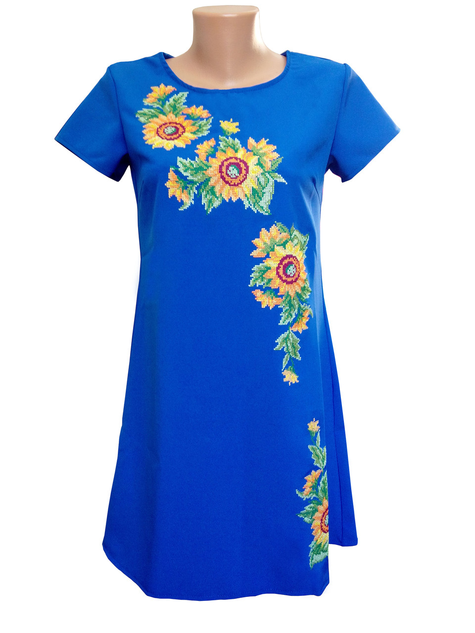 Яскраво синя вишита жіноча сукня з квітковим орнаментом і вільним кроєм «Соняшник»