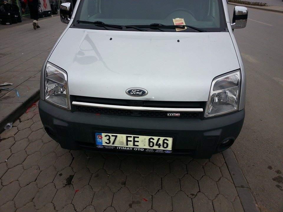 Хром накладка на решітку радіатора Ford Transit Connect/Tourneo 2004-2008