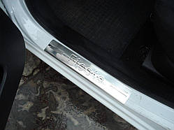 Накладки на пороги Ford Fiesta 2004-2010 (нержавіюча сталь)