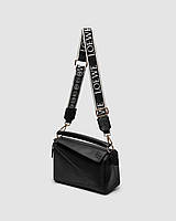 Женская сумка Loewe Small Puzzle Bag in Classic Calfskin Black (чёрная) модная удобная сумочка KIS35001