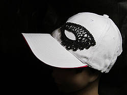 Кепка оригінальна з вишивкою. Авторська робота. Ручна робота.