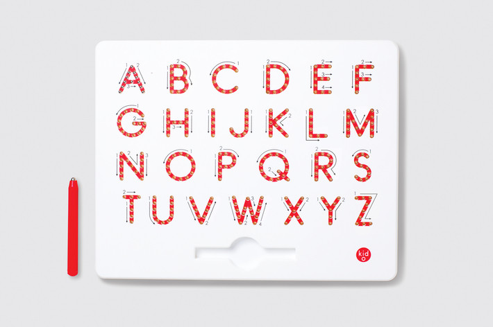 Kid O — Магнітна дошка для вивчення великих англ. букв від A до Z (колір червоний)