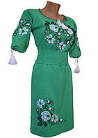 Зелена жіноча вишита сукня великі розміри з округлою горловиною