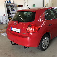 Фаркоп Toyota Auris E15 2006-2012 (Тойота Ауріс) польський, гак на болтах