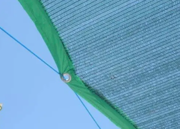 Теневая сетка 95% 3х5м с люверсами пакетованная зеленая для затенения от солнца для огорода - фото 4 - id-p2193202399