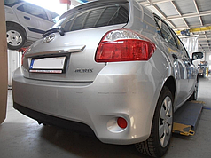 Фаркоп Toyota Auris 2007-2019 (Тойота Ауріс) оцинкований Швидкознімний автомат на ручці